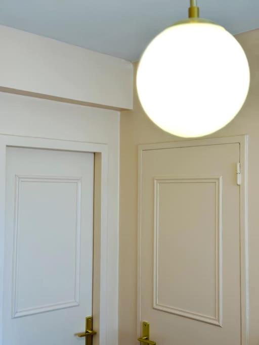 La Vie En Rose - & Gare Apartment
