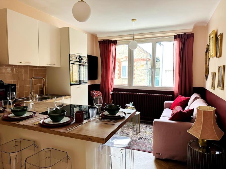 La Vie En Rose - & Gare Apartment
